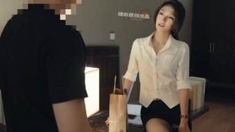 草榴视频-野外露出淫蕩女主編多乙用身體獎勵作家助手